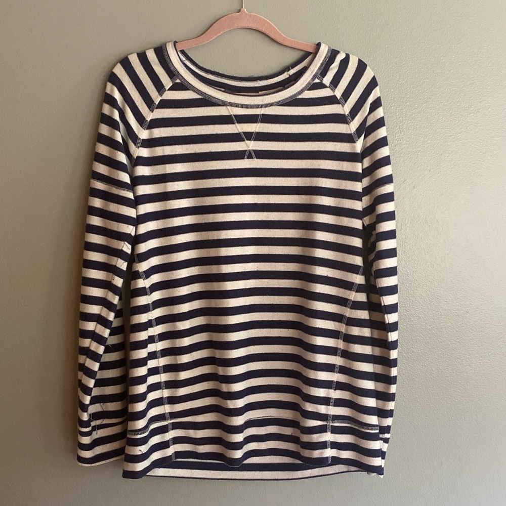 A Pea in the Pod Long Sleeve Maternity Top, L